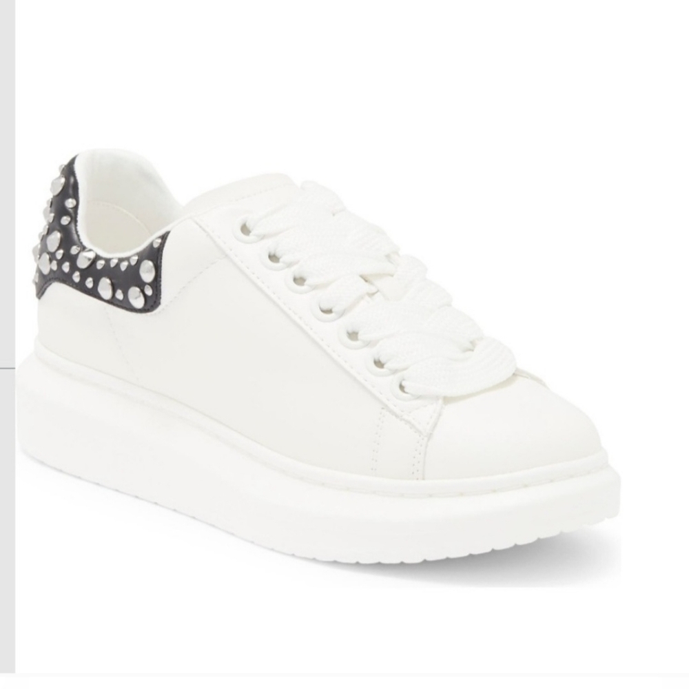 Steve Madden Sneakers